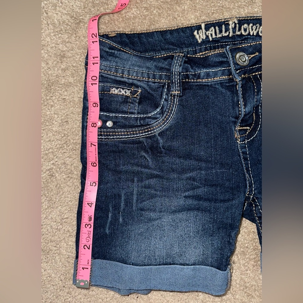 Wallflower JEANS Blue DENIM Jeans
shorts S - Picture 11 of 12